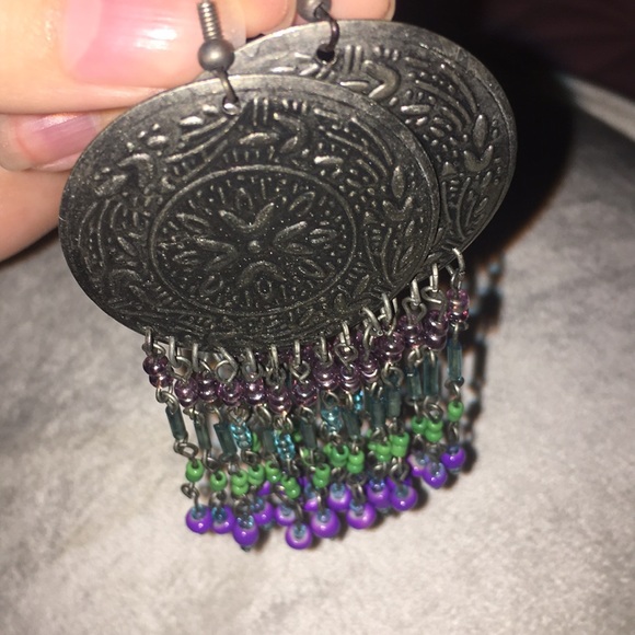 Earrings - Picture 3 of 3